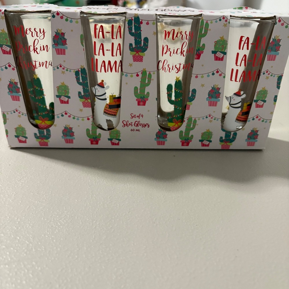 Christmas Shot Glasses Set of 4 Novelty Cactus Llama‎ Holiday Barware New